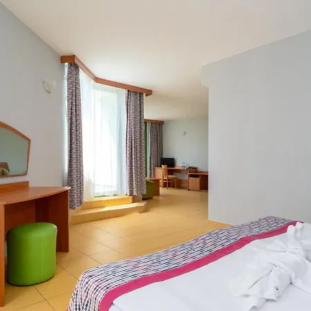Mpm Kalina Garden Hotel 4*